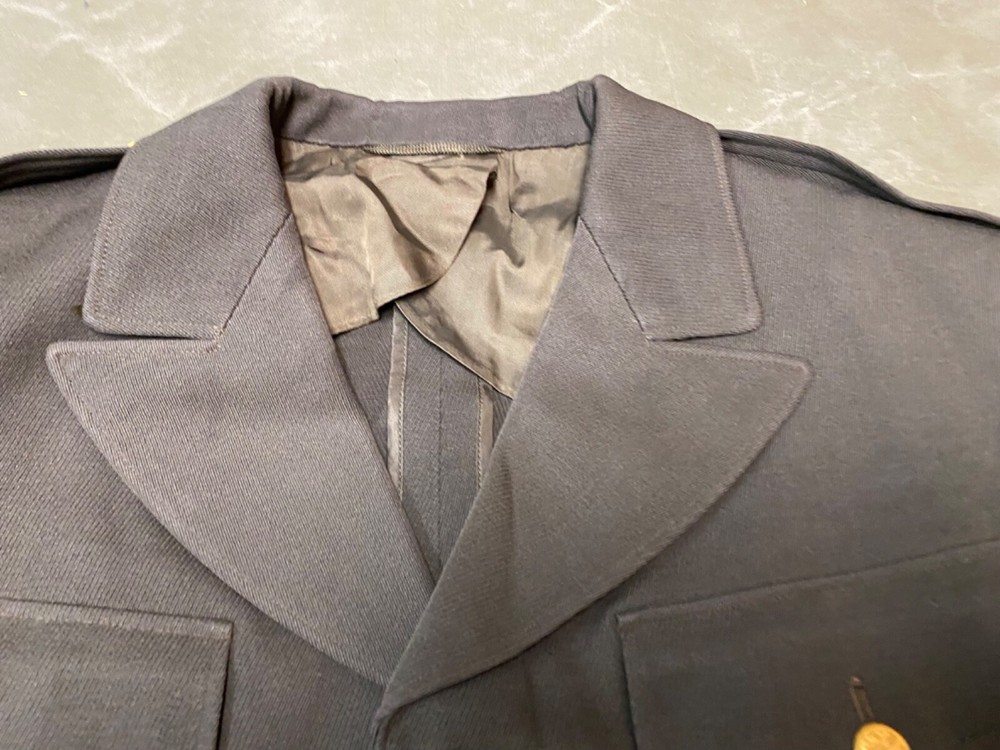 ORIGINAL WWII US ARMY OFFICER CLASS A DRESS JACKET- XSMALL 36R