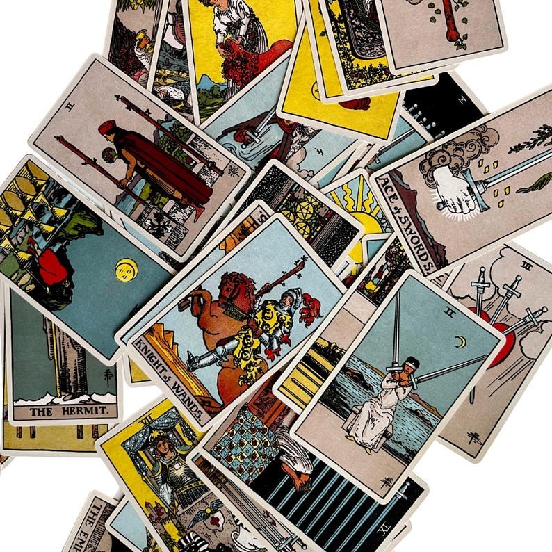 Classic 1909 Tarot Deck & 80 Page Guide