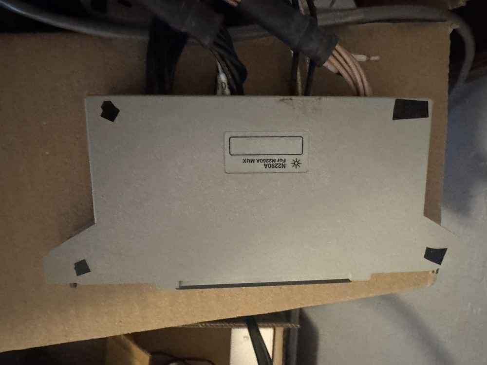 Agilent 3499B 2-Slot Switch/Control System