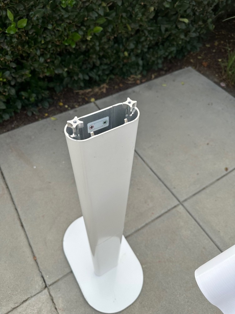 Light Adapter for Salsa 1 Photobooth (Now includes light pole)