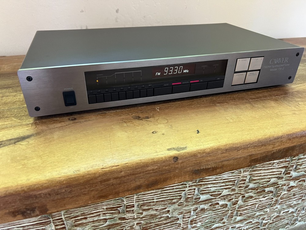 Vintage Carver TX-2 Stereo Tuner