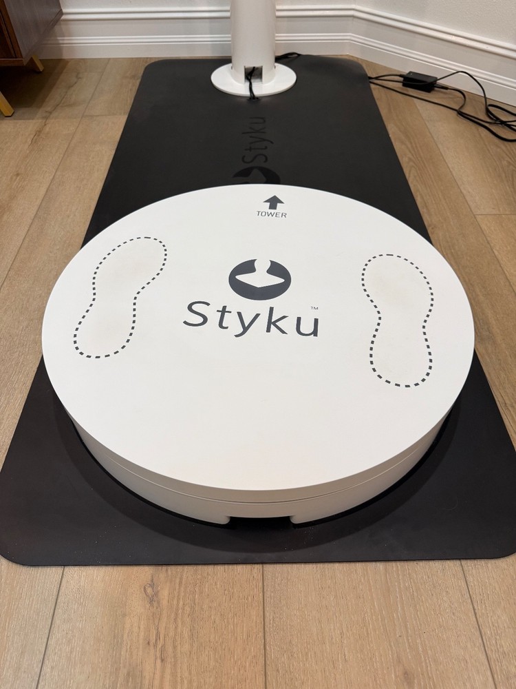 5 months barely used. Styku 3D Body Scanner - Complete System