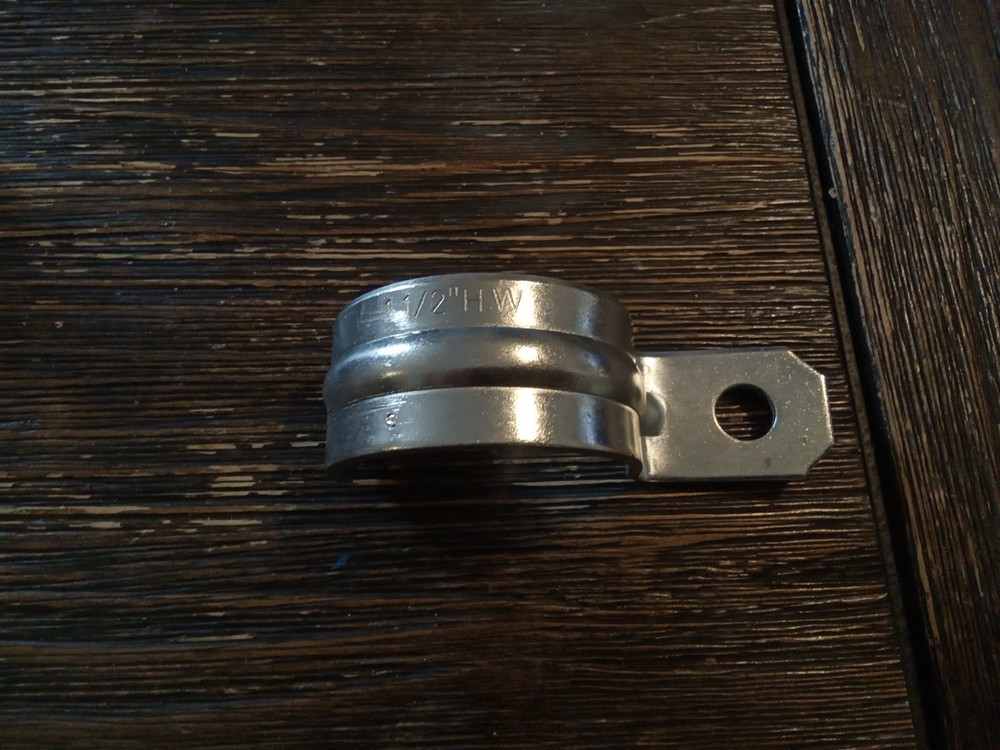 Unbranded  1/2" HW Conduit Clamp Bracket 1pc