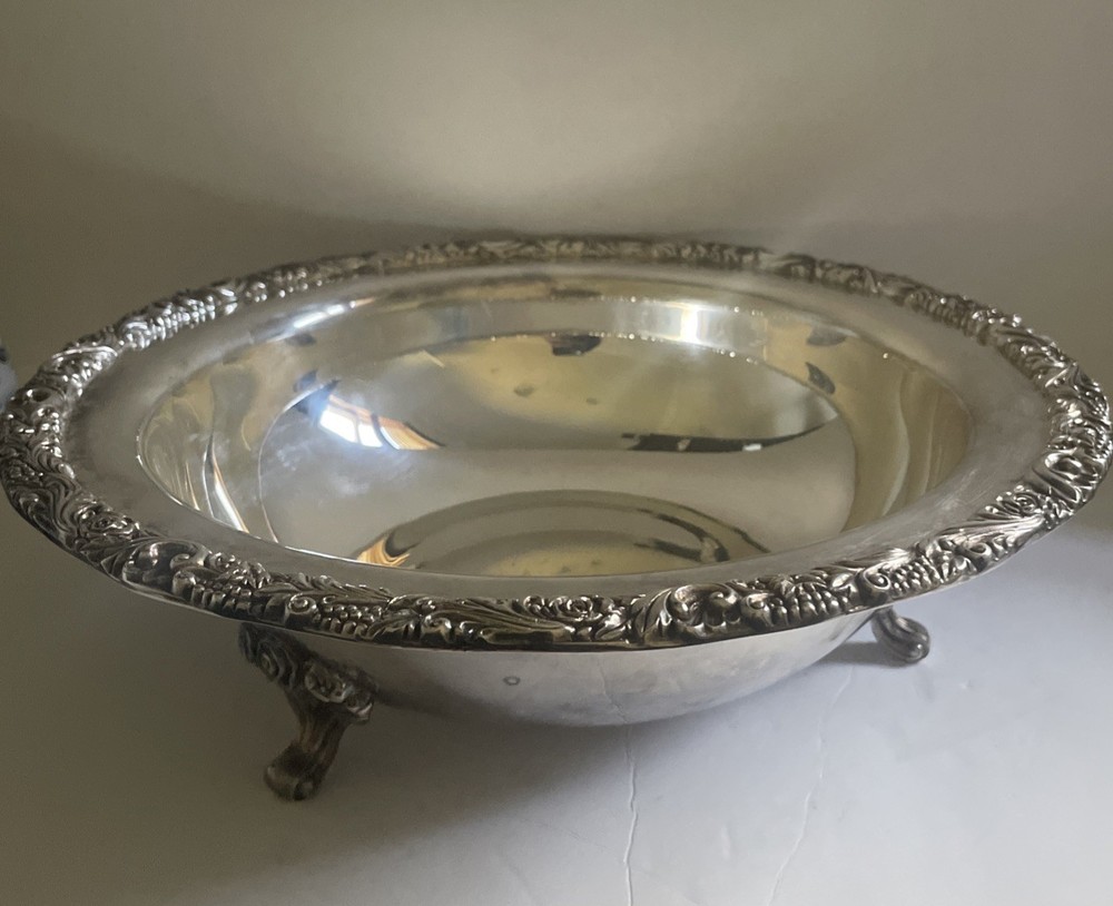 Vintage Webster Wilcox Silverplate Bowl Ornate Scroll Pattern 3 Footed 11”W