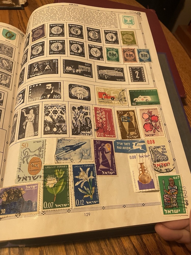 The Premier World Stamp Album 1922 -1 962 Grossman Germany Hitler 875+ Stamps