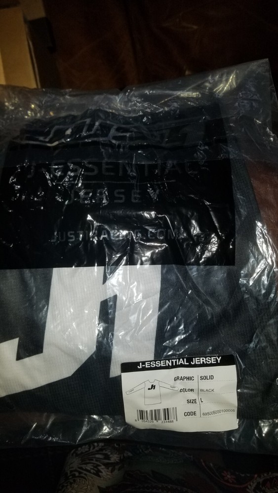 Just1 Essential Black Jersey