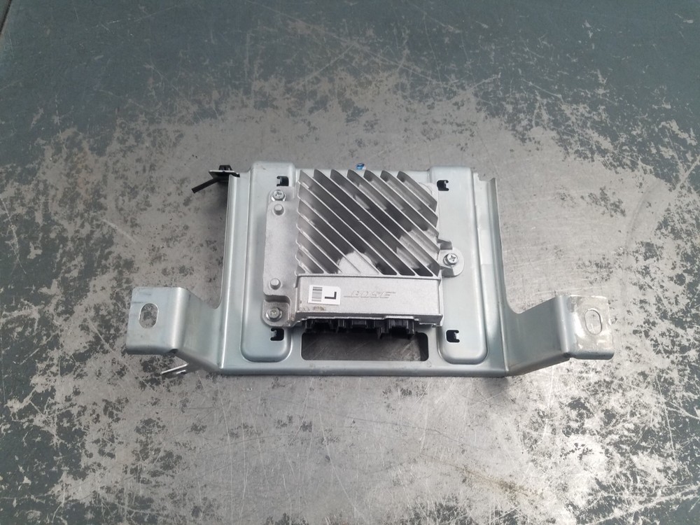 2023 Nissan Z Bose Amplifier / Bracket #2053 B3