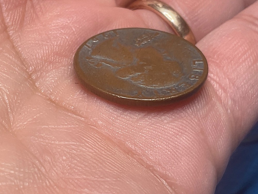 1967 Washington quarter——-ERROR VERY LITTLE CLADDING 99% COPPER———-