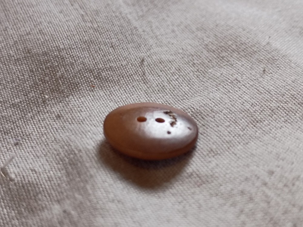 Antique Vegetable Ivory Whistle Button.
