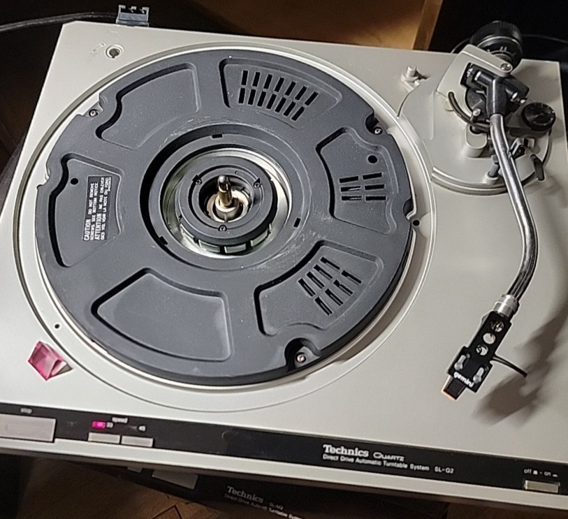 Technics SL-Q2 Direct Drive automatic Turntable