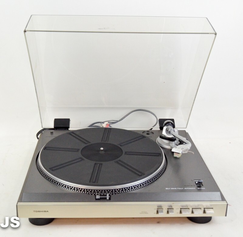 Custom Made Dust Covers For Any Turntables
