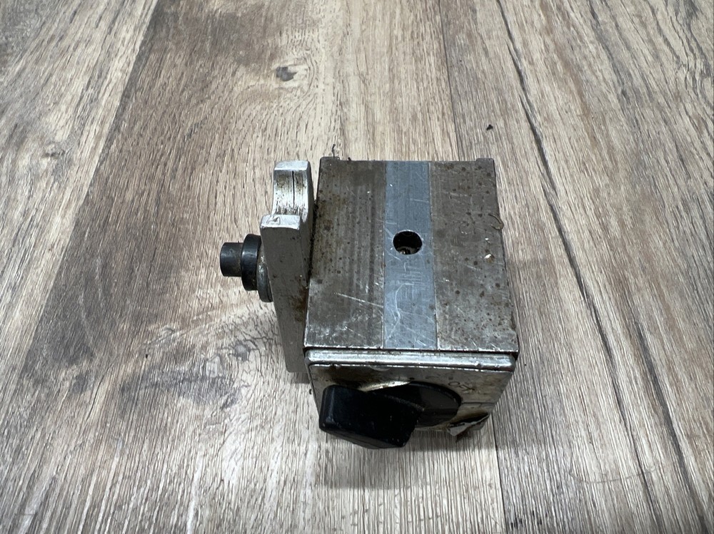 PRECISION MAGNETIC BASE