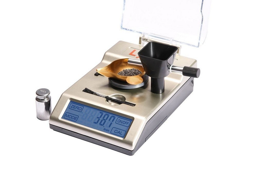Lyman Accu-Touch 2000 Electronic Reloading Scale Touch Screen Controls - 7751558