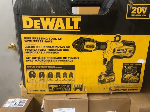 DEWALT DCE200M2K 20V Max Copper Pipe Crimping Tool