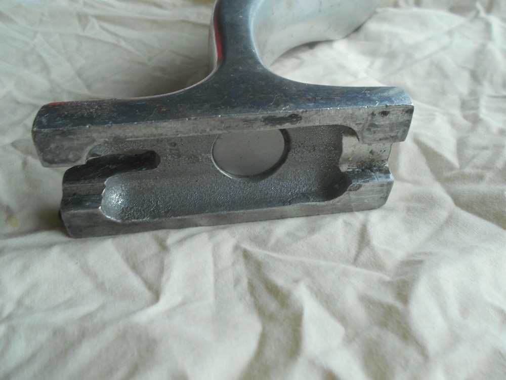 Berkel Slicer Model 909/919 Product Table Support