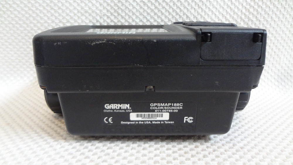 GARMIN GPSMAP 188C SOUNDER CHART PLOTTER FISHFINDER GPS w/ POWER KNOBS COVER