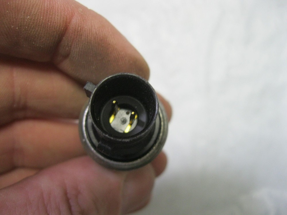 Standard TS-404 Engine Cooling Fan Temperature Switch