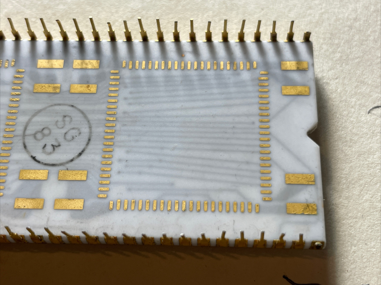 D4-6900 6901 DC334 DC335 DIGITAL EQUIPMENT MICROPROCESSOR WHITE GOLD CHIP