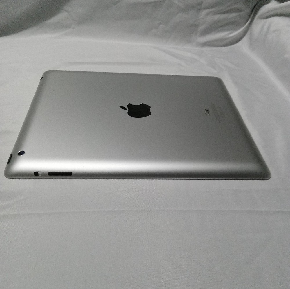 Apple iPad 4th Generation - White