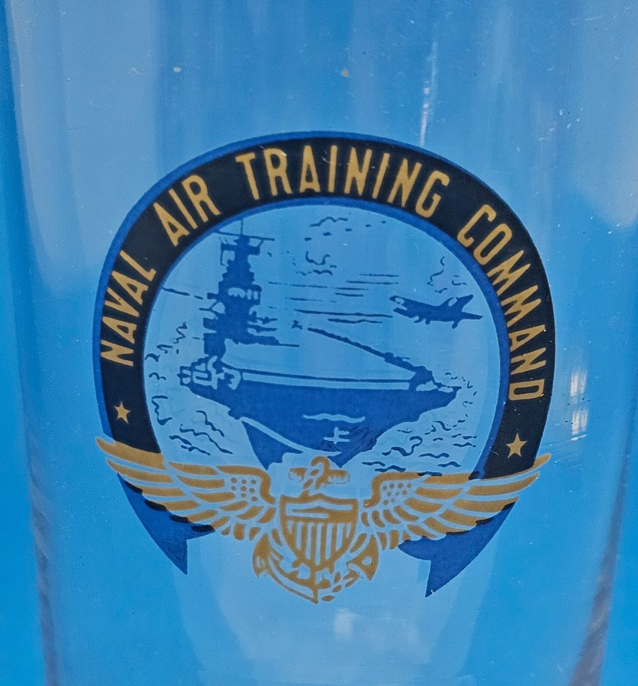 VINTAGE US NAVAL AIR TRAINING COMMAND GLASS