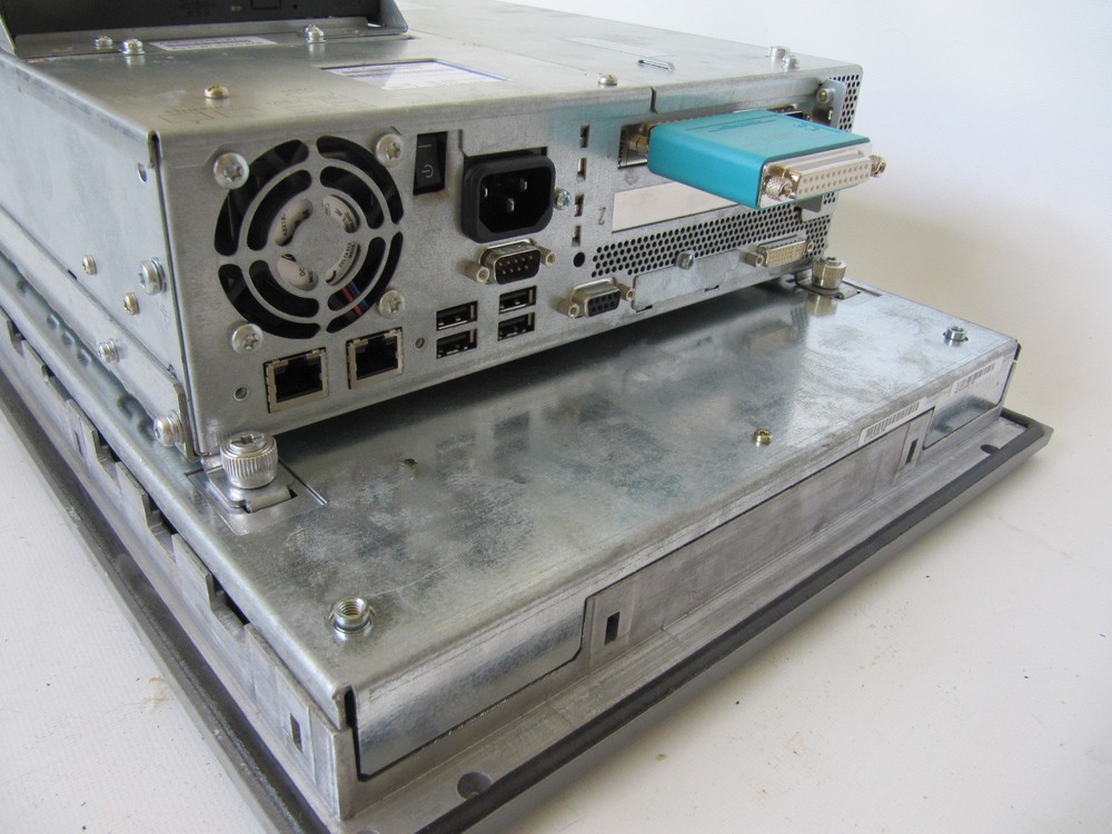 Siemens Simatic Panel PC 677 15" Touch 6AV7802-0BB00-1AB0