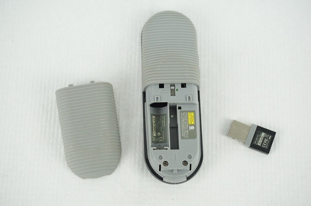 Targus AMP13US Presenter Remote Control with USB