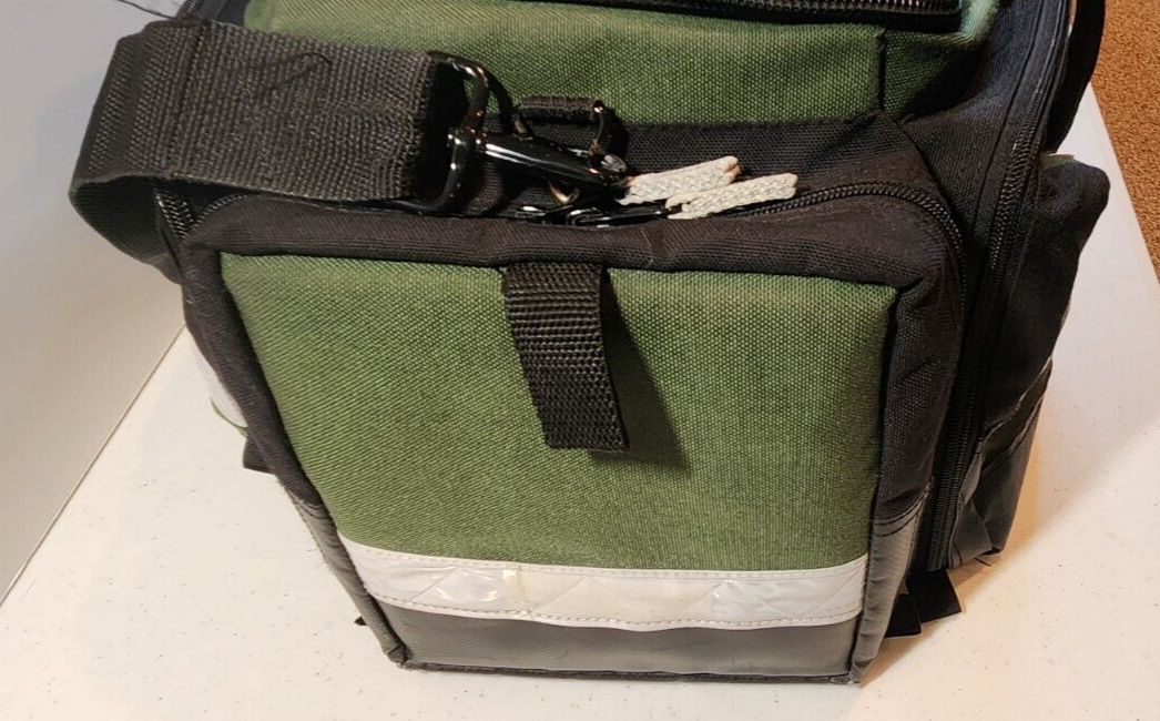 Iron Duck Breathsaver Oxygen Airway Emergency Bag 34016 Medical Duffle 3 Pouch