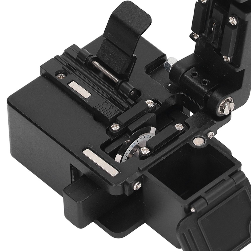 High Accuracy Fiber Optic Cleaver Efficient Cutting Tool For Fiber Cable Use