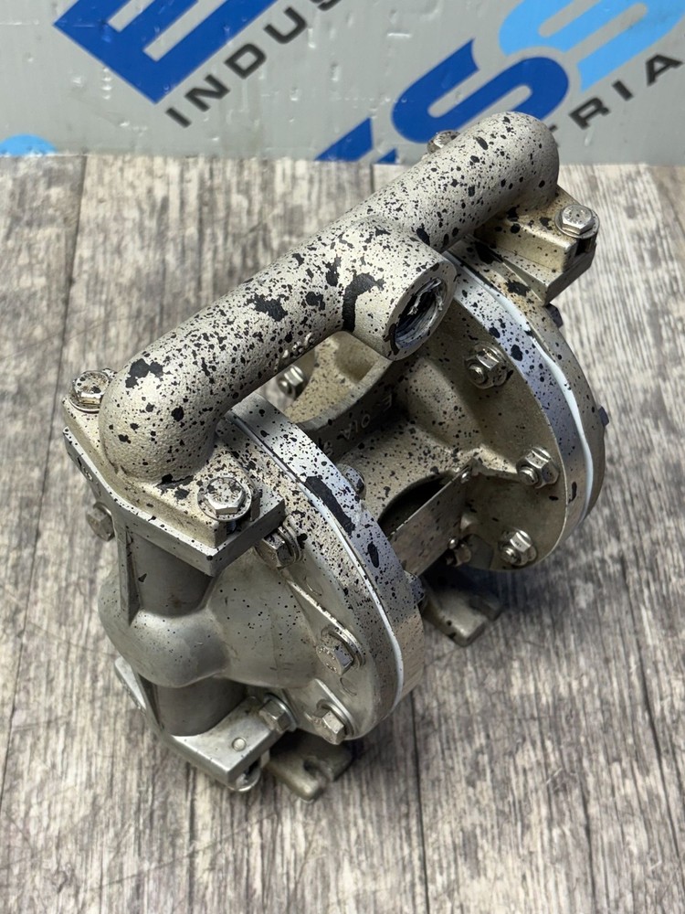 VERSAMATIC E7AA5T559C DOUBLE DIAPHRAGM PUMP