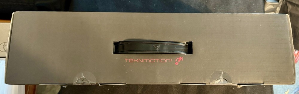 TekNmotion Nibiru 4-In-1 GAMING BUNDLE: Keyboard, Mouse, Headset, Mousepad PC