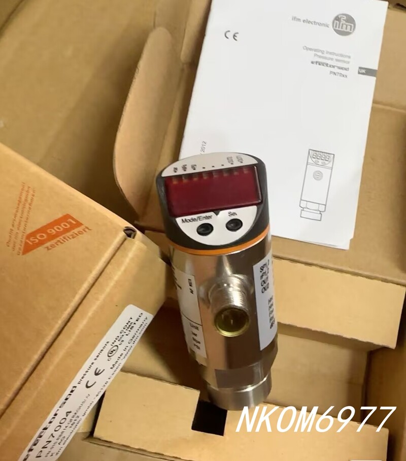 1PC New IFM PN7004 Pressure sensor