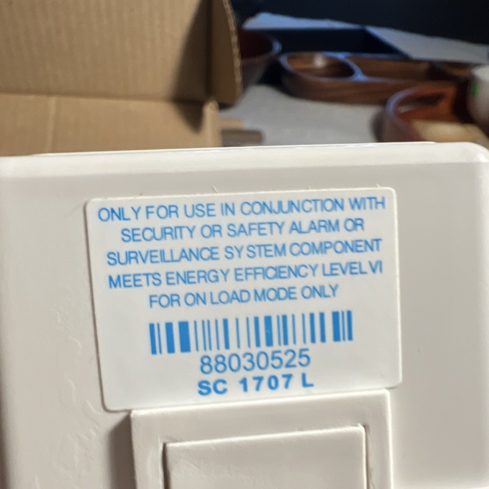 DSC WS4920 Wireless Repeater with Transformer