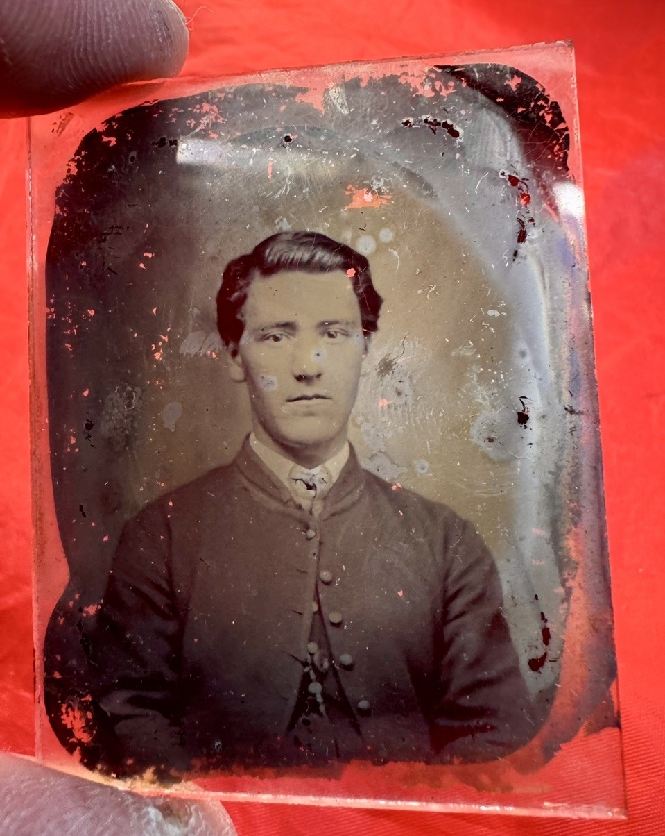 Antique 1/9 Plate Ambrotype Early Civil War Confederate Soldier Uniform Photo NC