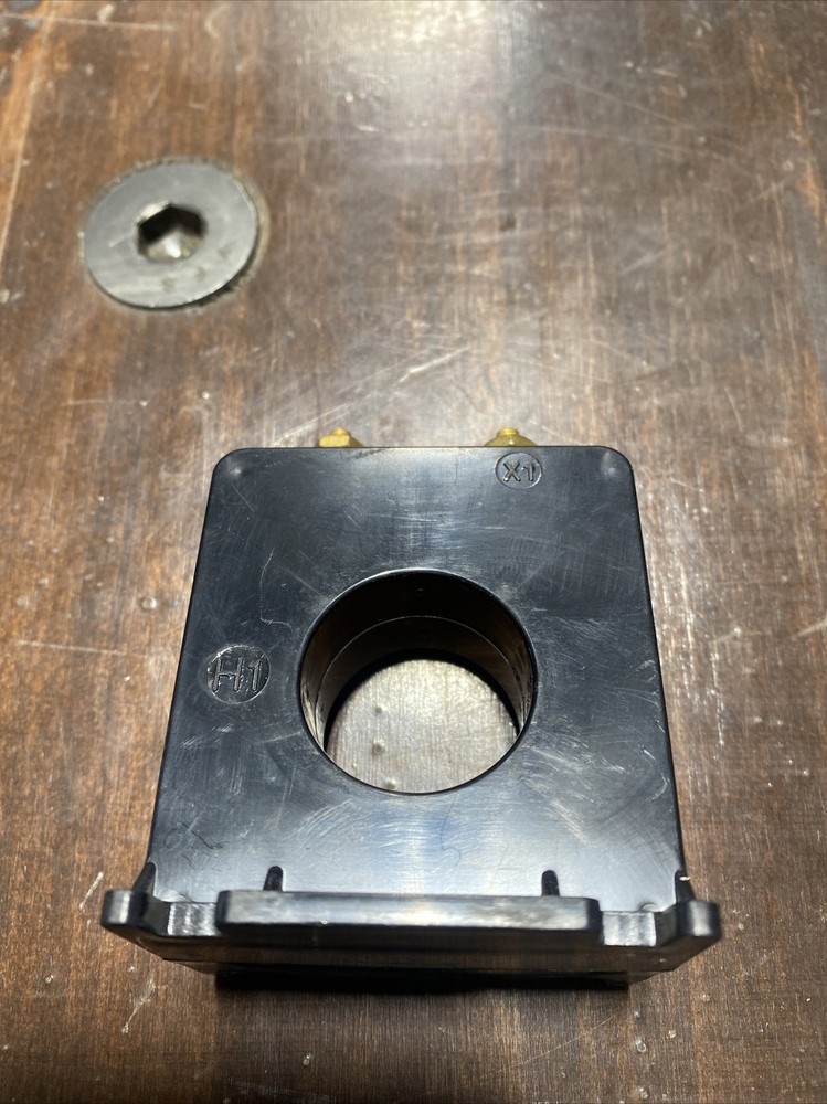 New Instrument Transformers 2SFT-201 Current Transformer