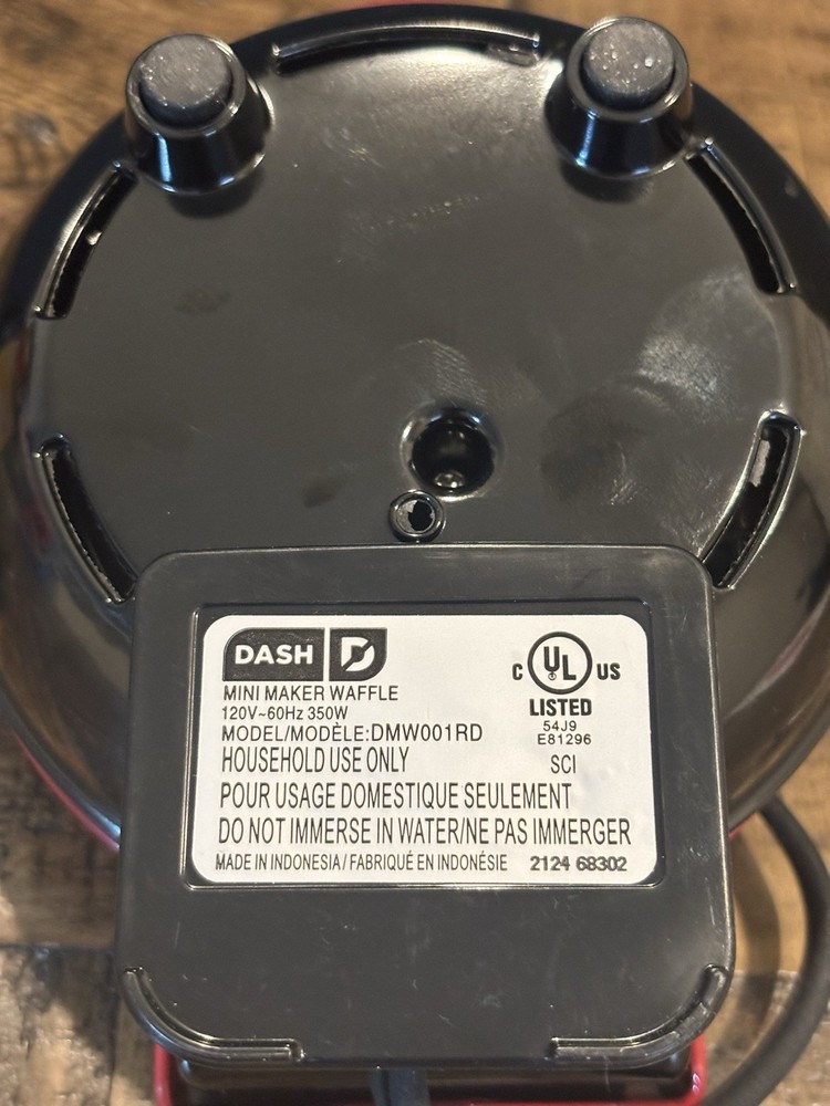 Dash Red Mini Heart Waffle Maker - GREAS SHAPE - SAVE BIG - L@@K!