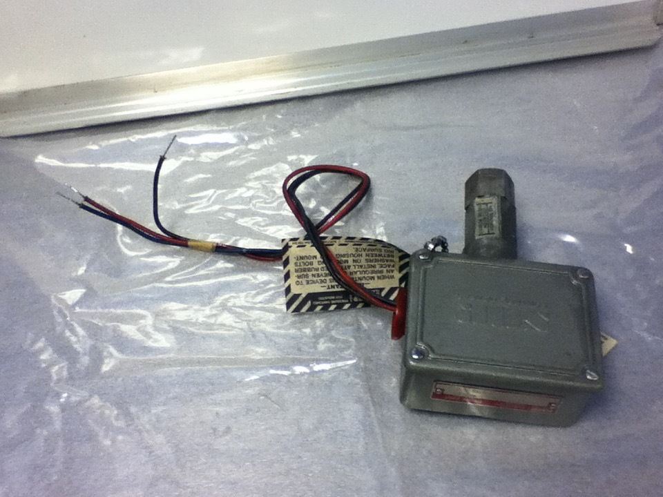 SOR 56NN-B216-SI-ZZX Pressure Switch- No Box
