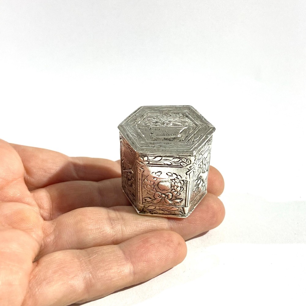 Antique Solid Silver Italian  Pillbox , Hallmarked with decors