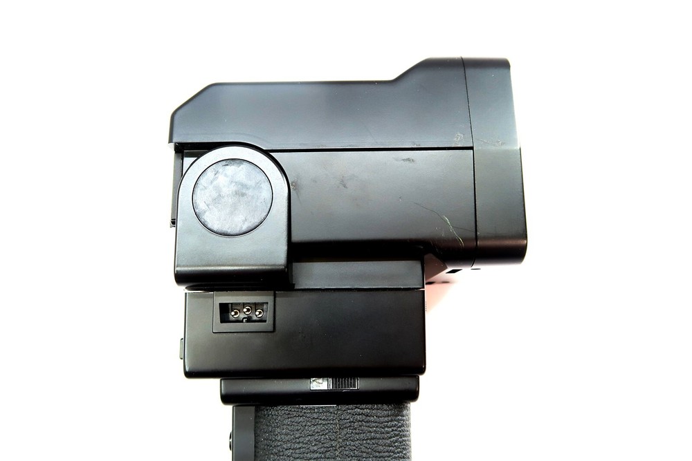 OLYMPUS T45 Electronic Flash With Bracket Grip Handle ~ Untested NO CHARGER