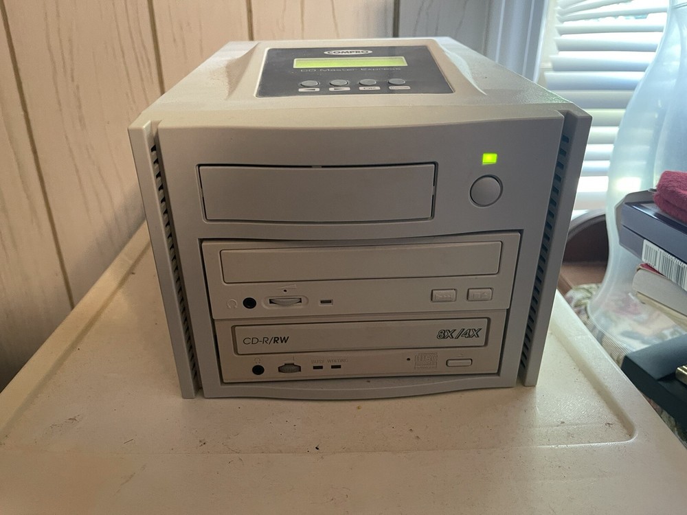 Compro  CD Copier/duplucator EG 14804600373