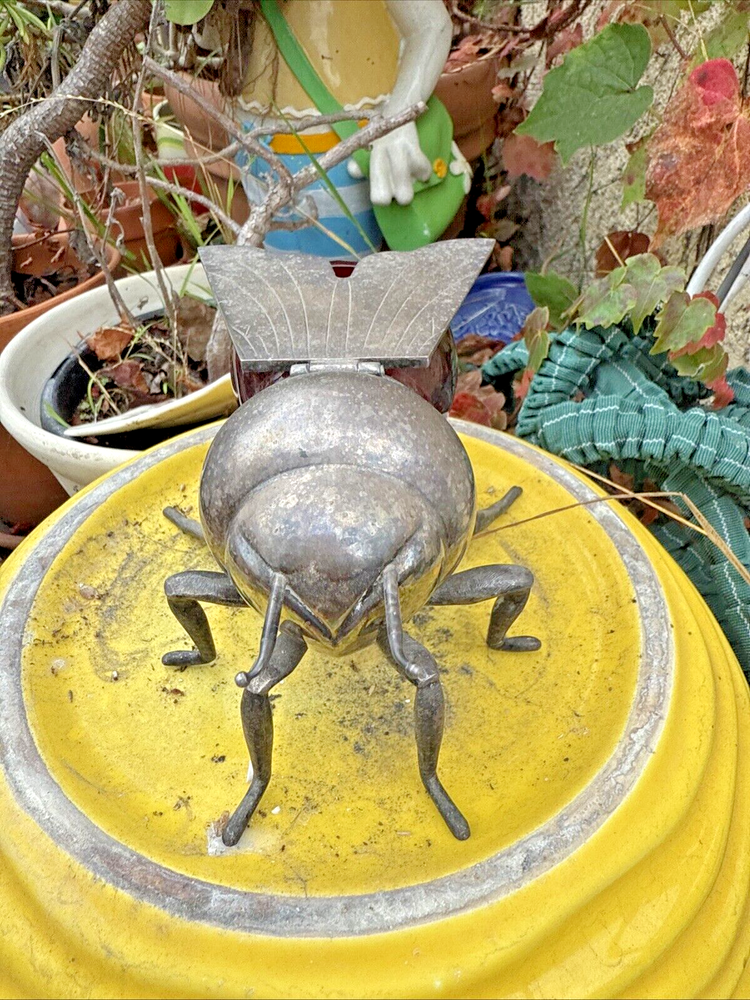 VINTAGE SILVERPLATE RUBY RED GLASS FIGURAL BEE HONEY POT. BY IRONGATE PRODUCTS