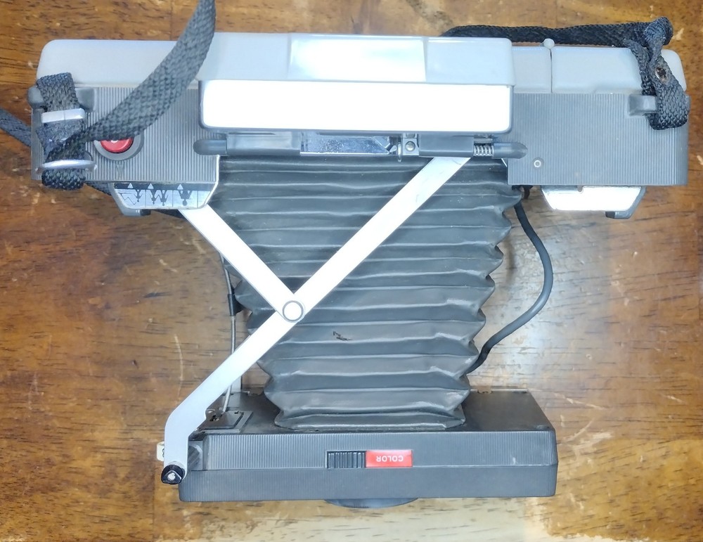 Vtg Polaroid 103 Automatic Land Camera UNTESTED
