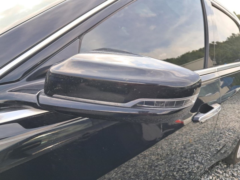 CTS 2019 Glove Box 4802630