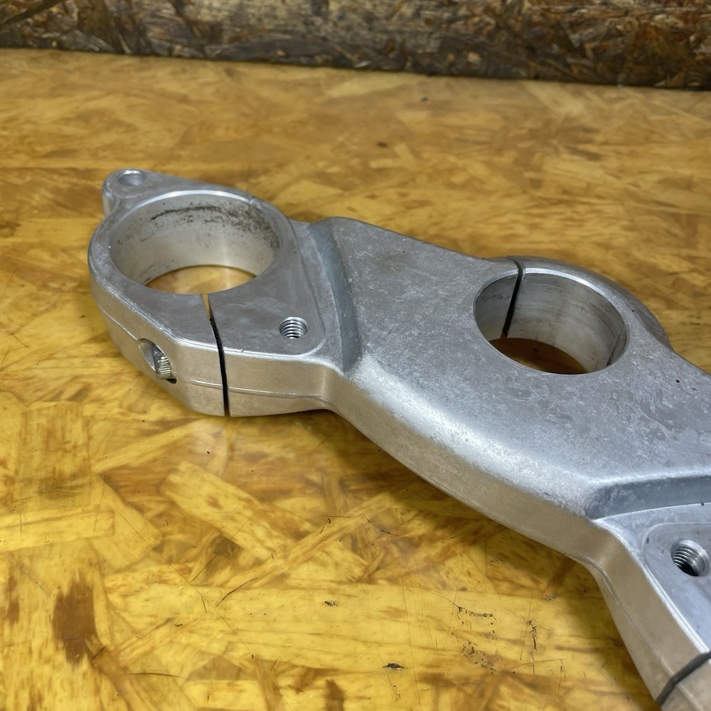 DUCATI ST2 ST4 TOP YOKE UPPER 1997 - 2003