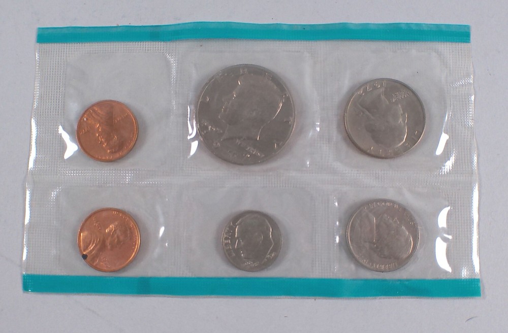 Complete Run 1970-1981 US Uncirculated Mint Sets + SBA Dollar 13 Sets