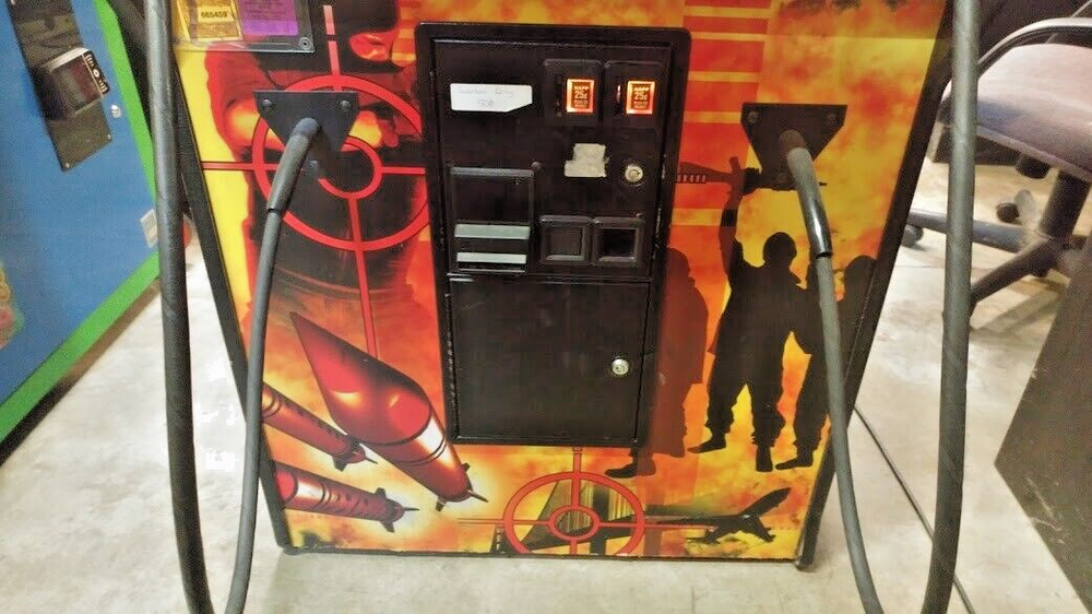Target Terror 2004 - ARCADE MACHINE by RAW THRILLS - 3037