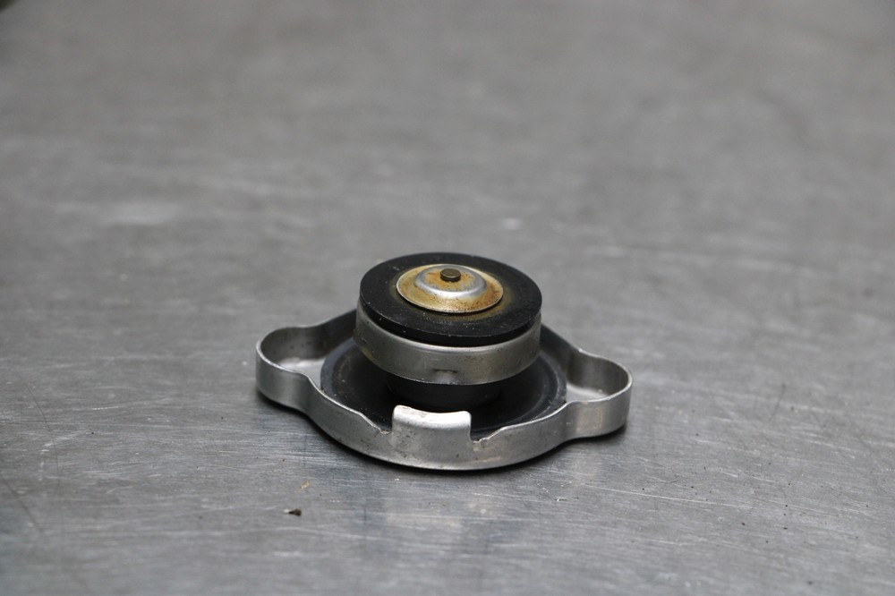 05-17 SUZUKI BOULEVARD M109R Engine Radiator Cap