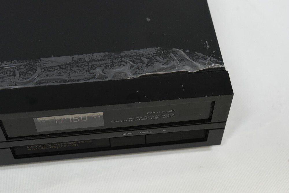 Akai AT-M659 AM/FM Stereo Tuner Component