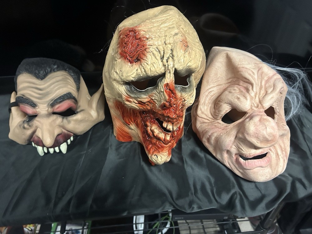 HORROR Masks - Vampire -ZOMBI - Old Wretch