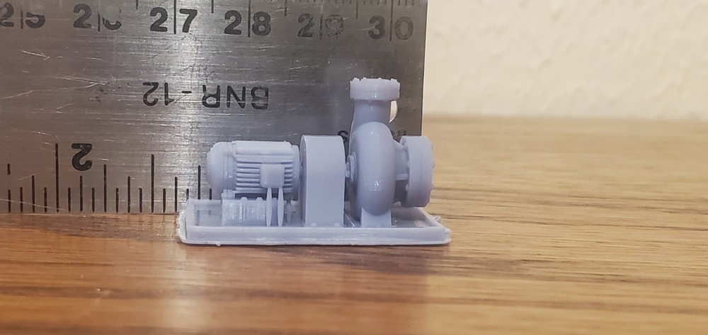 O Scale Centrifugal Pump and Motor - SMALL