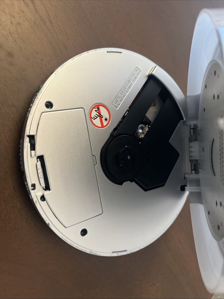 Philips Portable CD Player EXP2581 CD-RW MP3 Playback Touchscreen